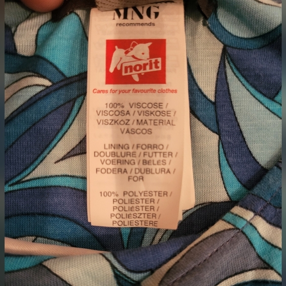 Ming Blue Swirl Pattern Dress - Picture 2 of 5